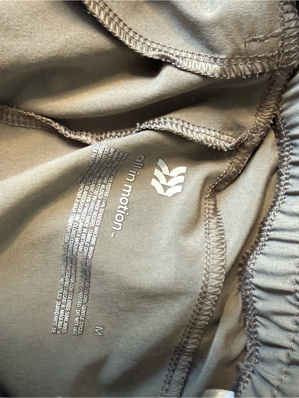 Women’s Cargo Jogger Pants in Taupe - Picture 4 of 4